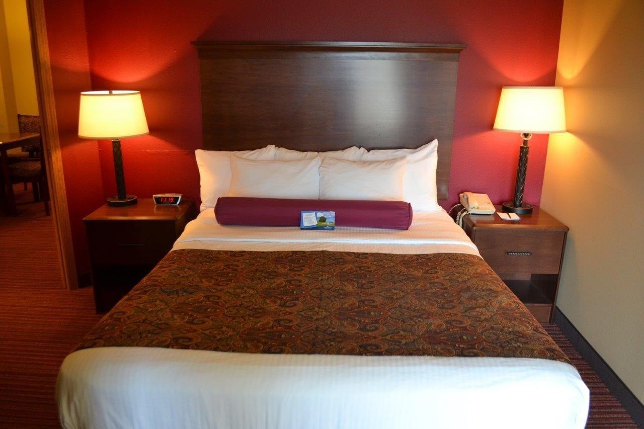 Baymont By Wyndham Mequon Milwaukee Area Hotell Exteriör bild